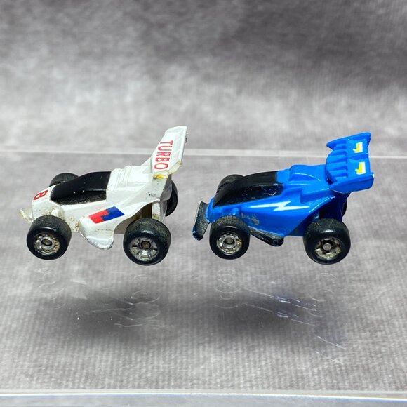 Vintage Micro Machines Mini Formula 1 Racing Cars Set Of 2 Plastic Damaged - Picture 4 of 6